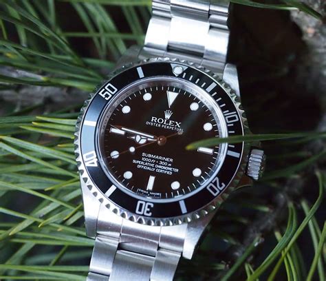 vendo rolex submariner 14060m|rolex 14060m review.